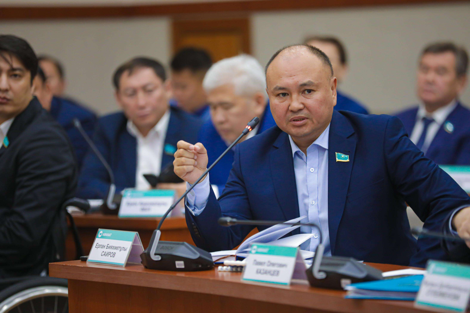 Зарплату никто получать не будет — депутат про «Халық Кеңесі»