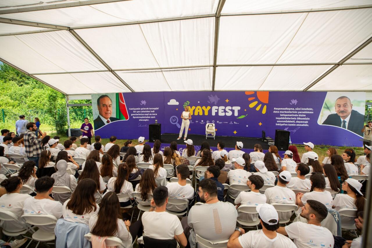 Yay Fest’də media və rəqəmsal savadlılığa həsr olunan düşərgə keçirilib