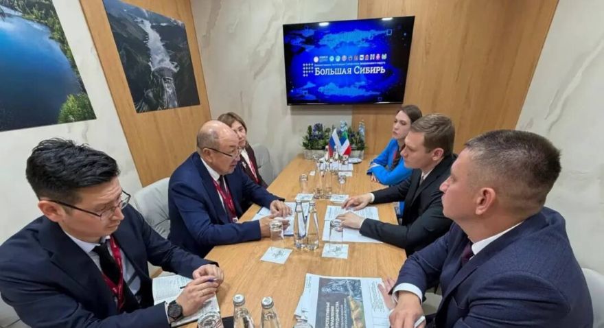Перспективы сотрудничества обсудили посол Кыргызстана и глава Хакасии