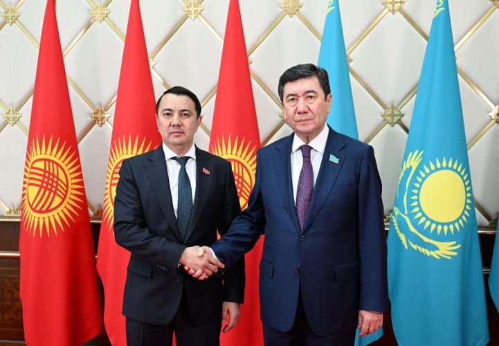 Speakers of Kyrgyz and Kazakh Parliaments discuss Almaty–Issyk-Kul hiking route