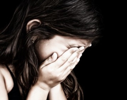 УВД Иссык-Кульской области раскрыло подробности дела о 13-летней девочке, которую вовлекли в проституцию в Дубае