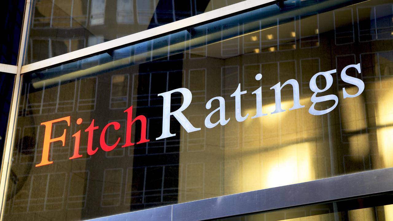 Fitch повысил оценку банковской среды Азербайджана