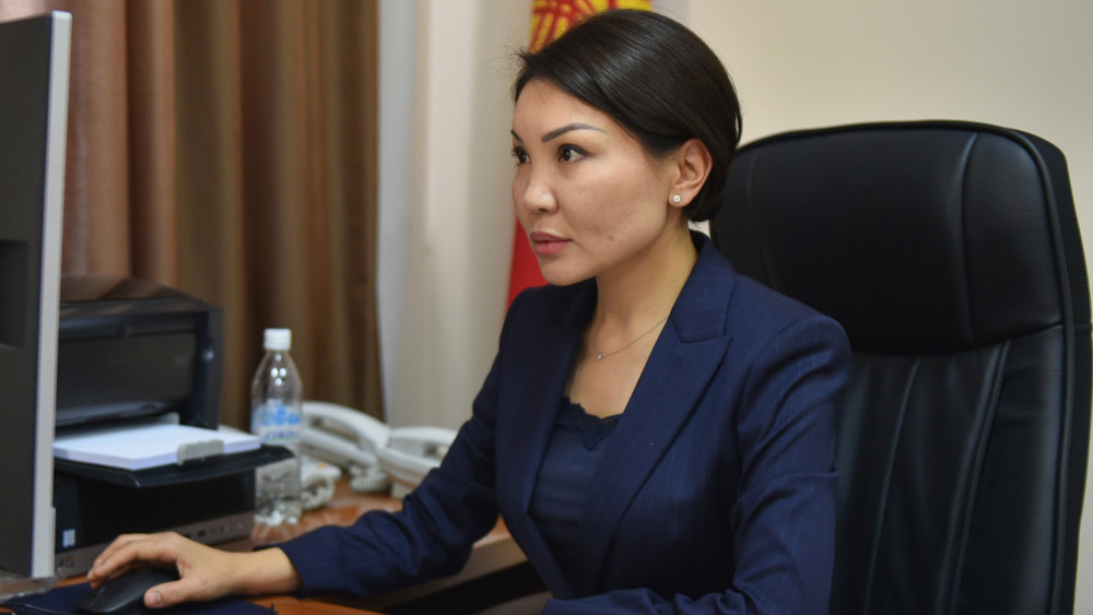 До 10 тысяч за сеанс: Сурабалдиева подняла вопрос о психологах без образования