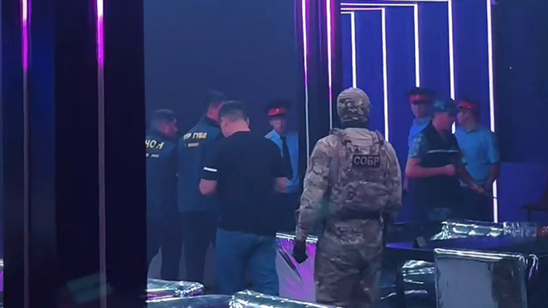 В клубах, барах и кафе Бишкека прошел рейд (видео)