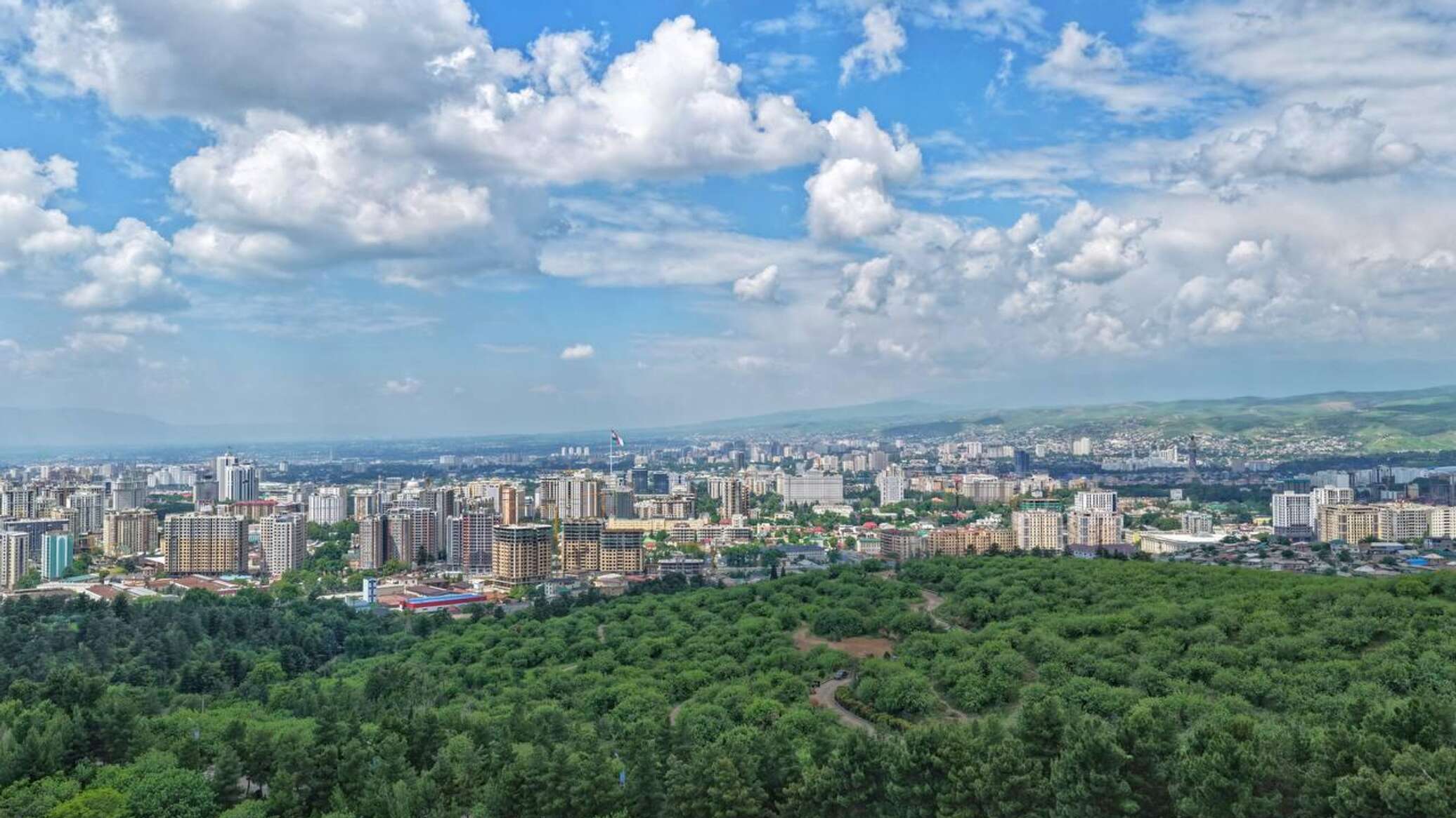 Российский космонавт показал Душанбе с борта МКС: фото