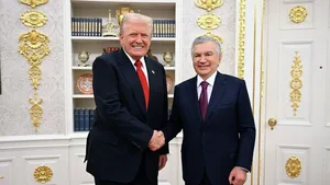 Мирзиёев направил поздравление Трампу с 250-летием независимости США