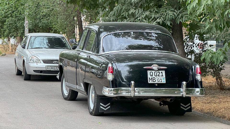 В Узбекистане хотят выкупать и утилизировать автомобили старше 30 лет