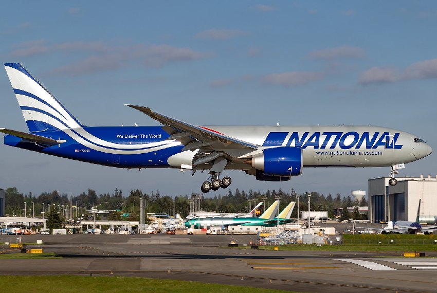 Рекорд в воздухе: Boeing 777F совершил беспосадочный полет в 18 тысяч километров