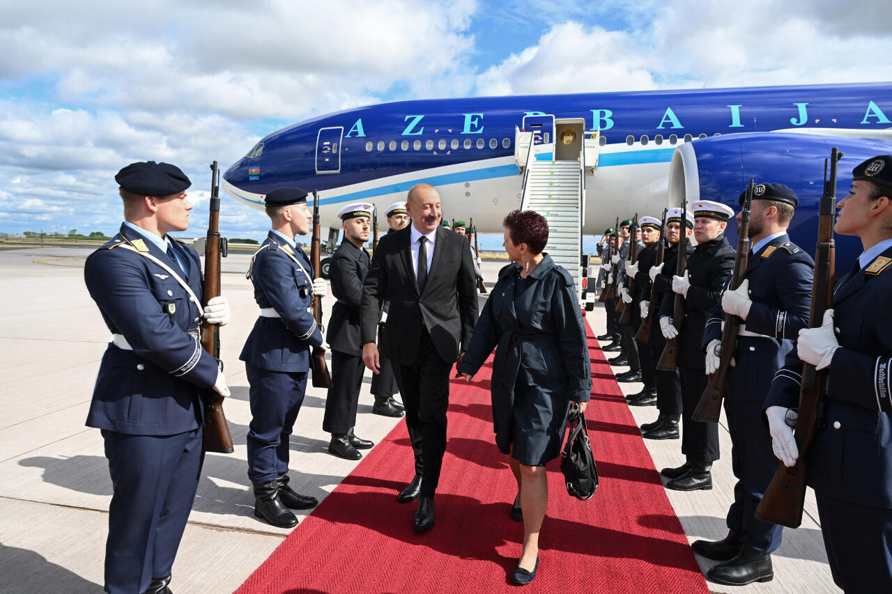 Prezident İlham Əliyev Almaniyaya rəsmi səfərə gəlib