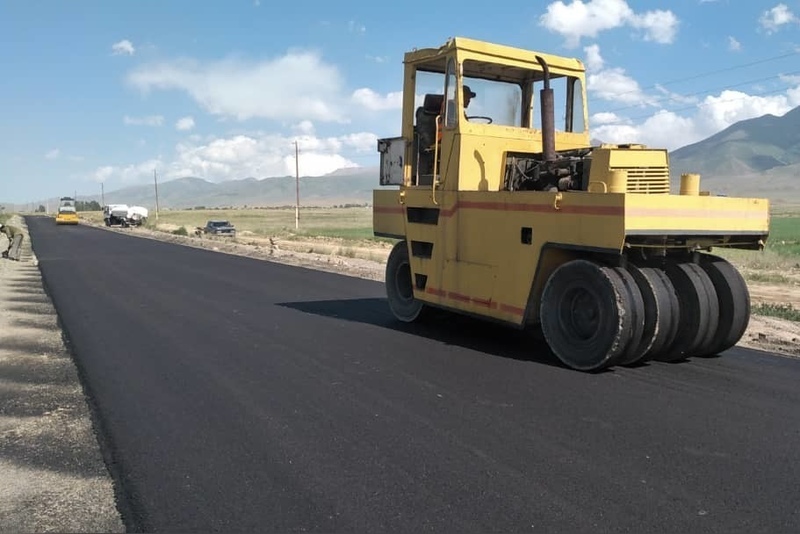 Transport Minister inspects bypass road construction and hippodrome renovation in Cholpon-Ata