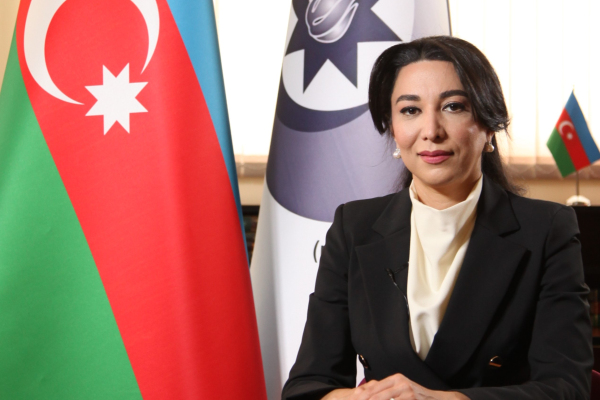 Сабина Алиева поздравляет журналистов