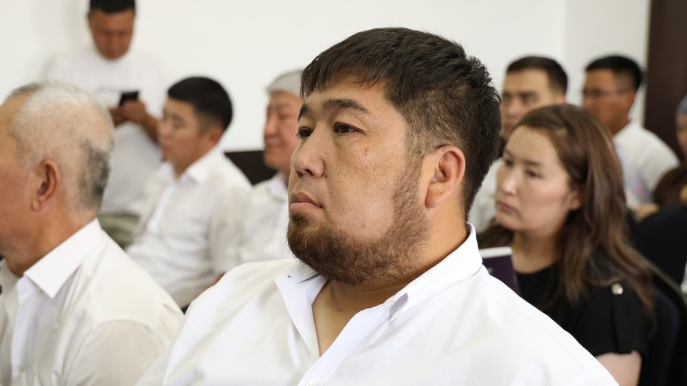 Экс-глава дирекции рынка в Оше задержан по подозрению в мошенничестве