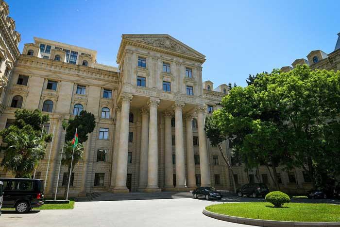 Ceyhun Bayramov Polşaya səfərə yola düşüb