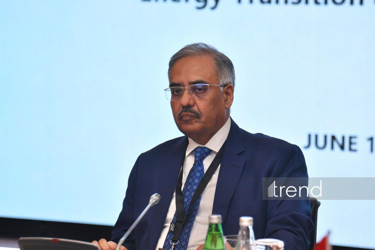 D-8 enerjiyə balanslı yanaşmağa çağırır