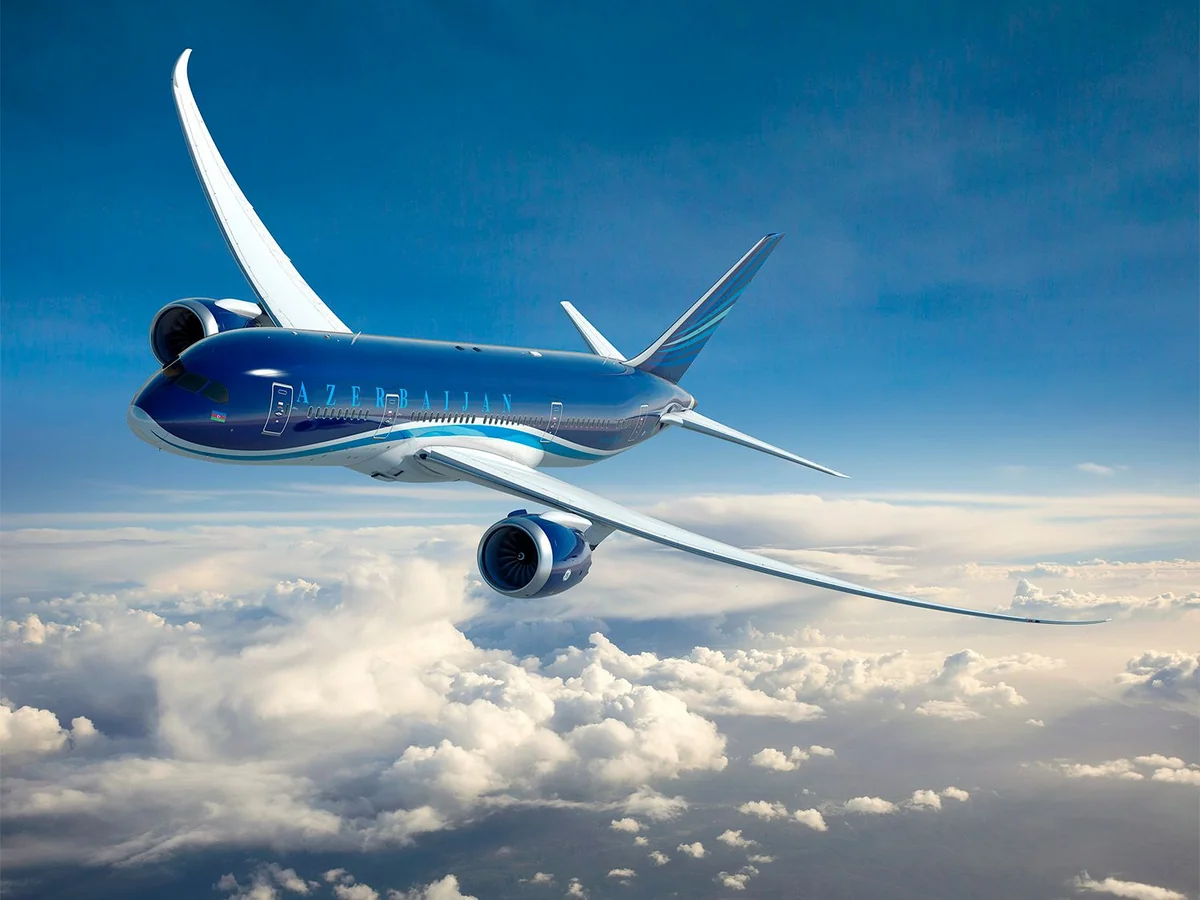 AZAL: Загруженность первого рейса из Баку в Атырау составила 87%