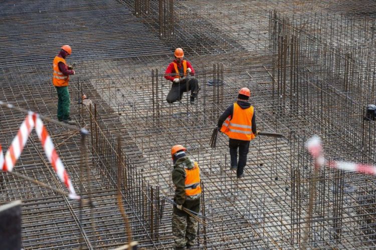 Number of Kyrgyz labor migrants entering Russia falls by 16.7 percent