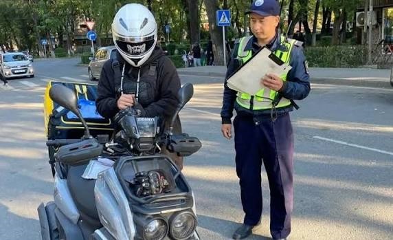 С начала года в Бишкеке зарегистрировано 93 ДТП с участием мотоциклов и скутеров