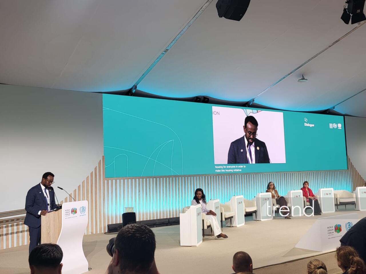 WUF13 çərçivəsində "Sosial inteqrasiya və yoxsulluğun aradan qaldırılması üçün mənzil" mövzusunda panel müzakirəsi keçirilib
