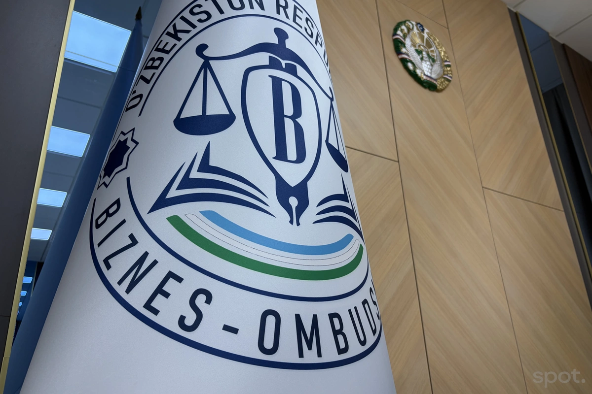 Бизнес-омбудсман предложил исключить автоматическую передачу налоговой данных о спецсчетах и крупных операциях