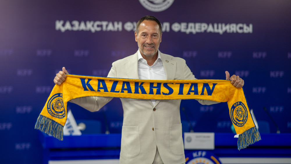 Официально назначен новый тренер сборной Казахстана по футболу