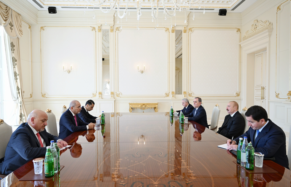 Президент Ильхам Алиев принял заместителя премьер-министра Иордании (ФОТО)