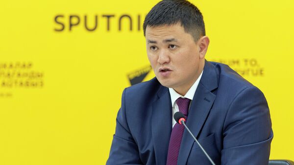 Сколько получает Орунтаев и кто зарабатывает до 500 тыс сом в Минстрое