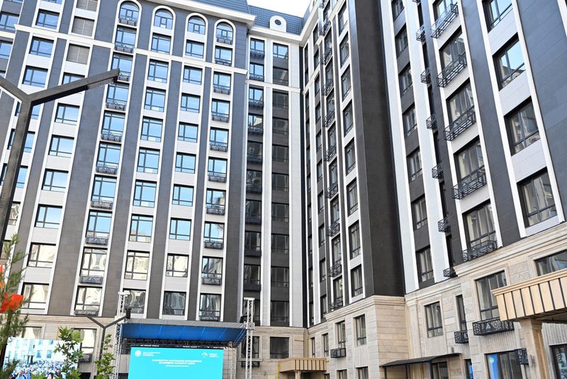 Construction Minister views State Mortgage Company projects as crucial component of urban renovation