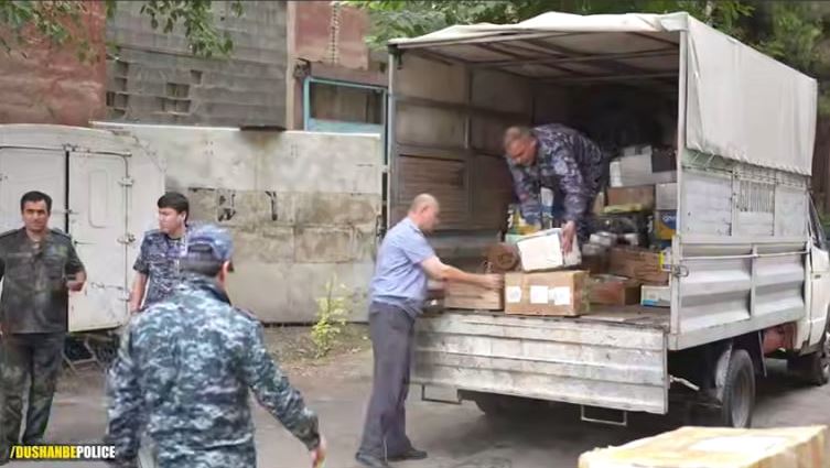 В Душанбе уничтожили более 900 килограммов наркотиков