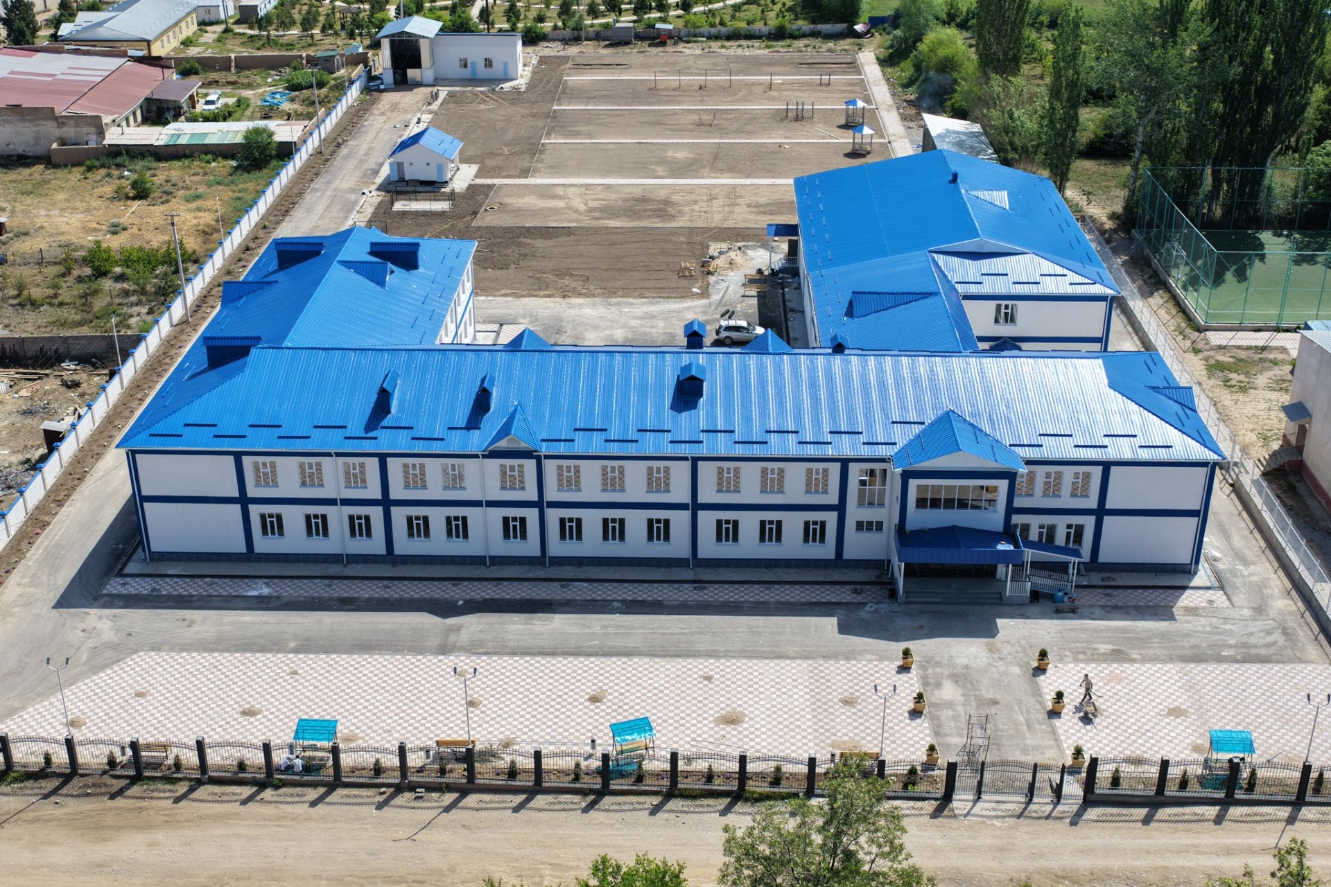 В Джети-Огузском районе завершено строительство новой школы