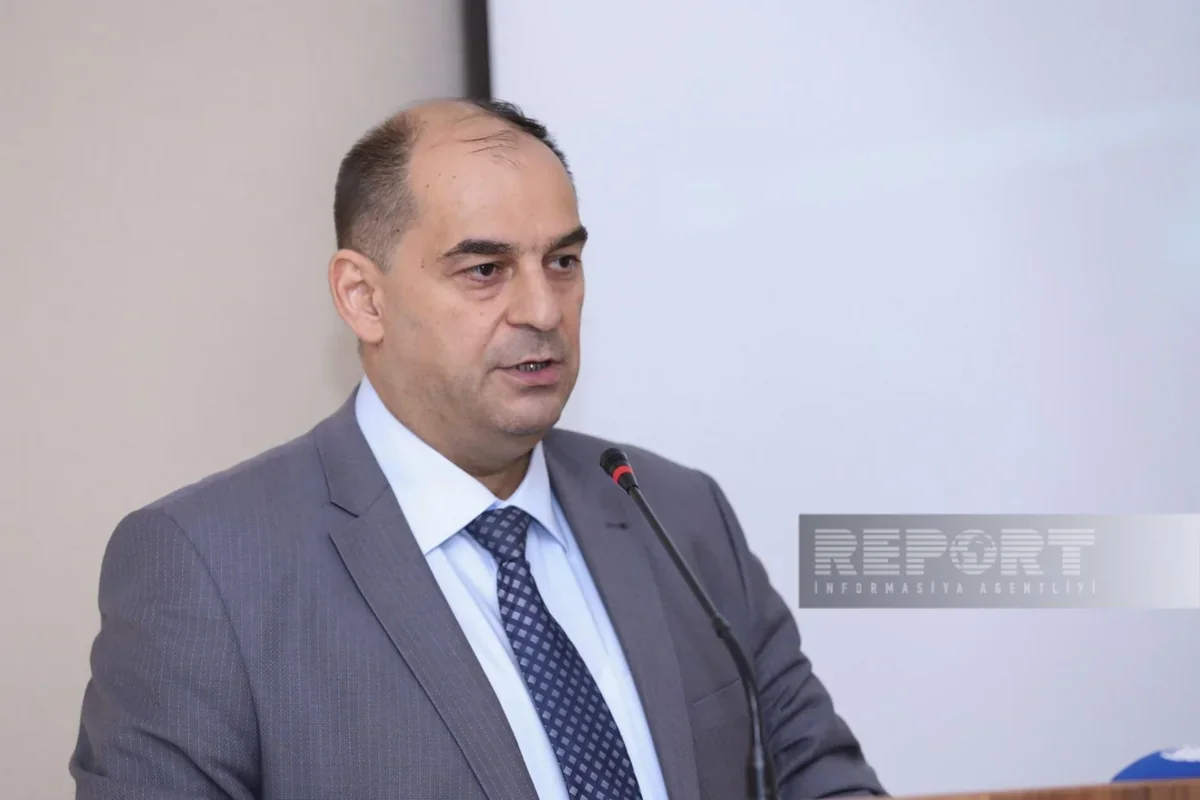 Абдуллаев: Кровельные солнечные панели могут генерировать более 11,8 ТВт/ч электроэнергии в год в Азербайджане
