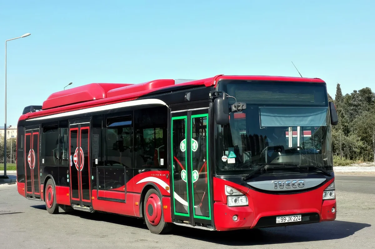 AYNA возвращает на маршруты автобусы IVECO