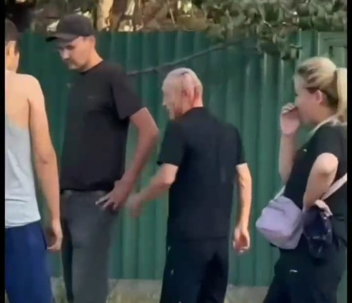 Самосуд или защита в рамках закона? В соцсетях появляется все больше видео с травлей наркозависимых