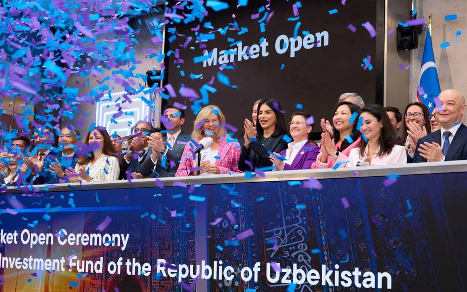 IPO Национального инвестфонда Узбекистана стартовало сразу на двух биржах — в Лондоне и Ташкенте Впервые в истории Узбекистана состоялось международное публичное размещение акций: Национальный инвестиционный фонд Узбекистана совместно с Franklin Templeton запустил IPO одновременно на Лондонской и Ташкентской фондовых биржах. В открытии торгов участвовала руководитель Администрации президента Саида Мирзиёева.