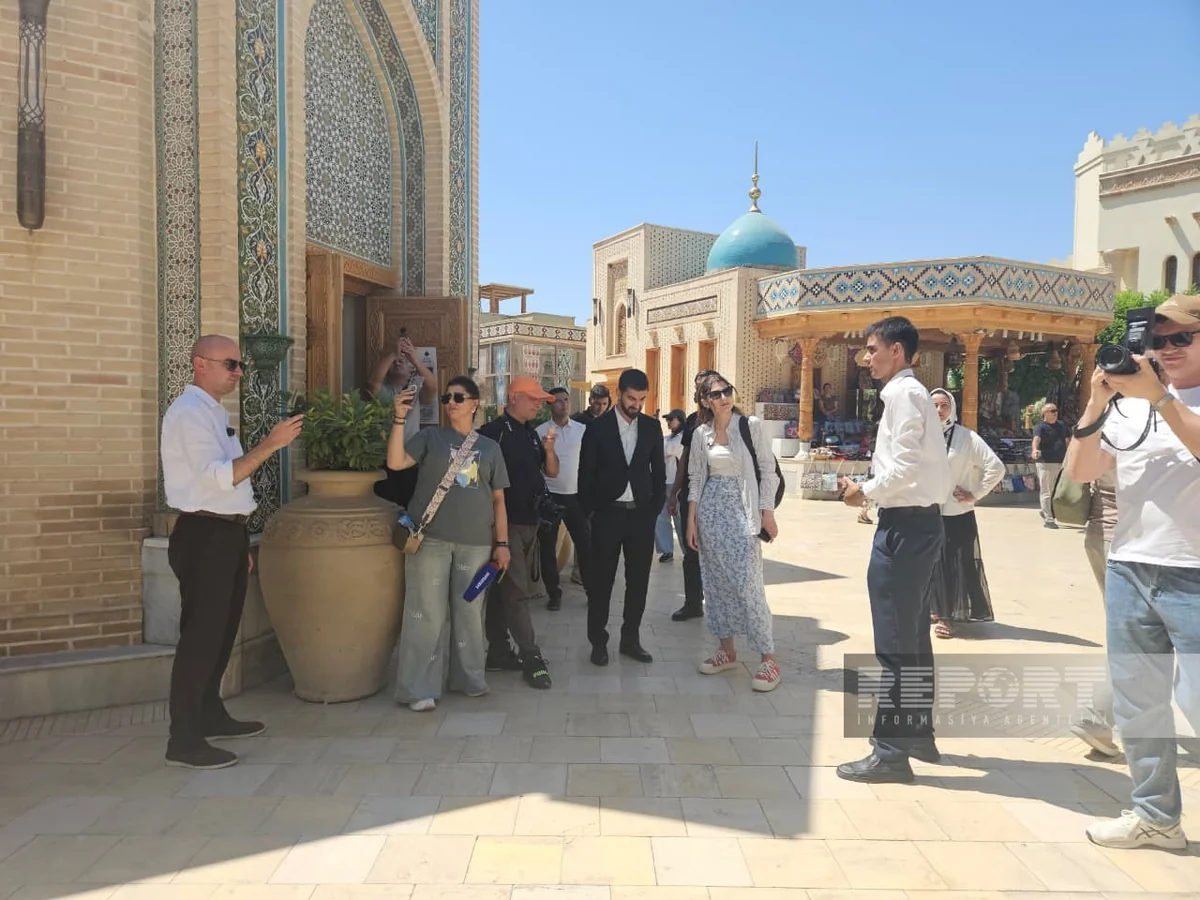Азербайджанские журналисты посетили Silk Road Samarkand