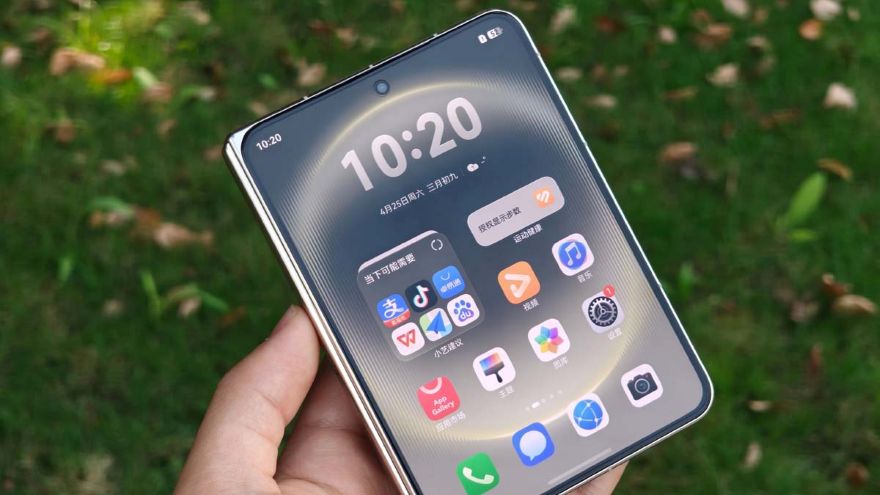 Xiaomi выпустит широкоформатный складной смартфон с искусственным интеллектом