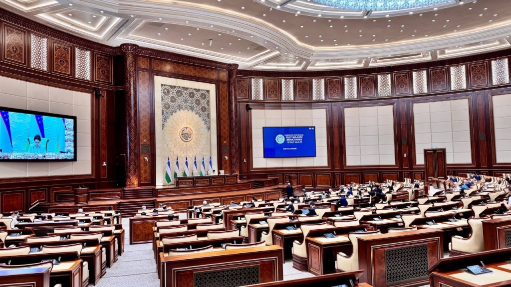 Сенат одобрил закон о правовом статусе Администрации президента Узбекистана