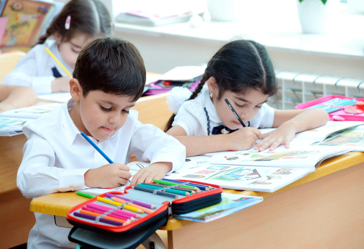 Tədris digər dillərdə aparılan birinci siniflərə qəbulla bağlı müsahibələr sabah bitir