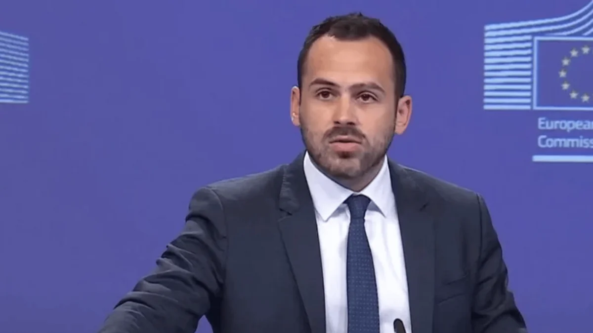 Мерсье: ЕС пока не принял решения о приостановке финансирования Сербии