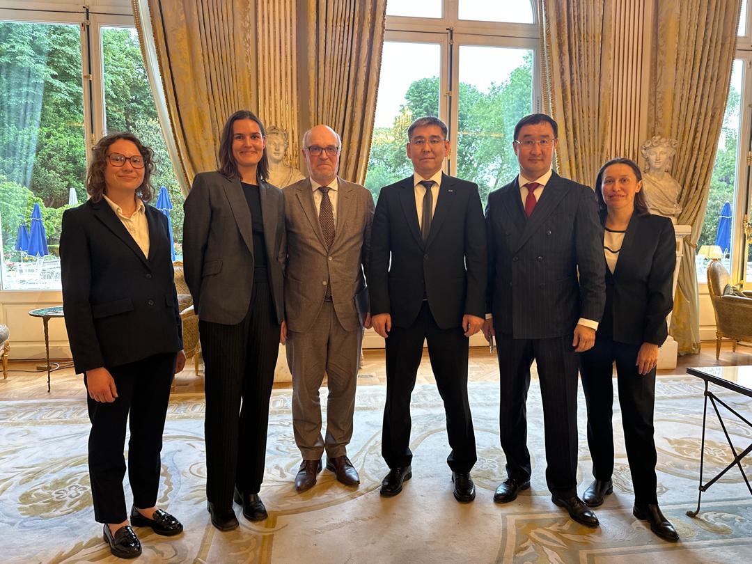 Sanofi returns to Kyrgyzstan: Agreement reached in France on drug supplies