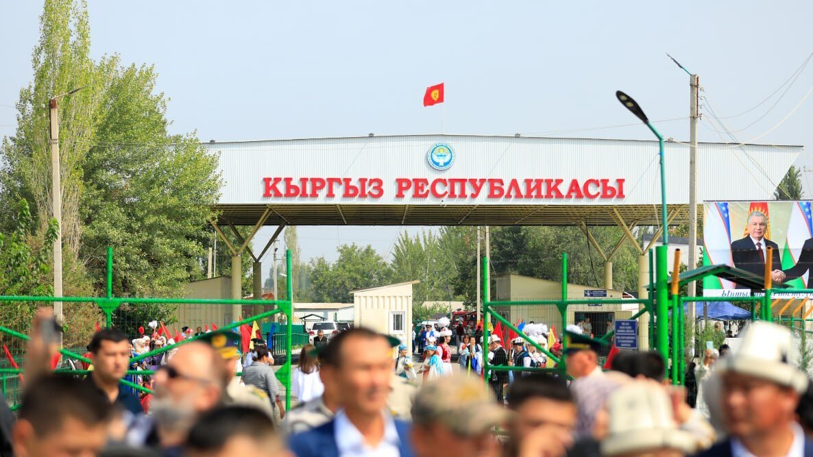 Узбекистанцы смогут находиться в Кыргызстане без регистрации до 15 дней