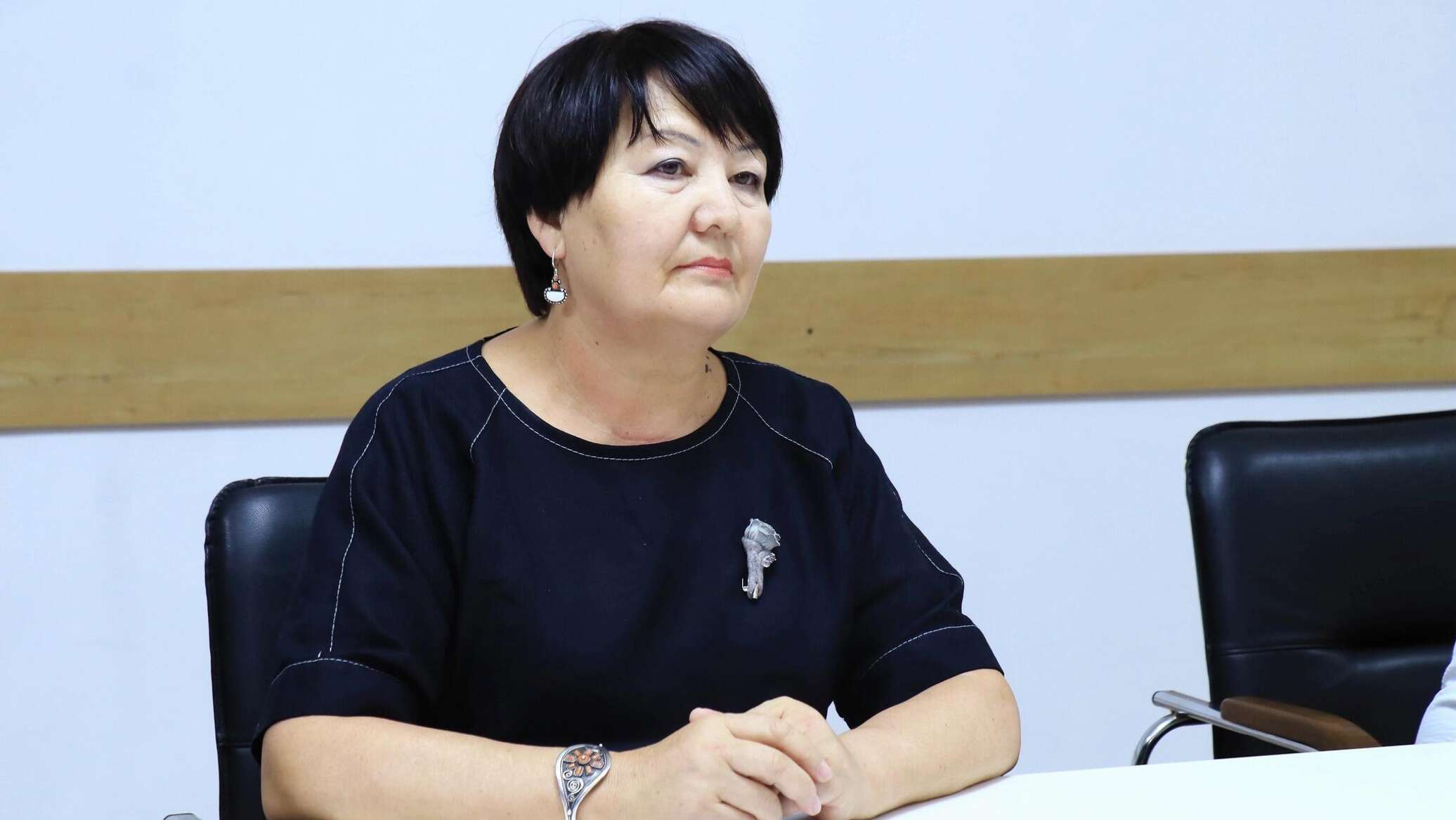 Кыргызстан не планирует в ближайшее время переводить школы на кыргызский язык — министр