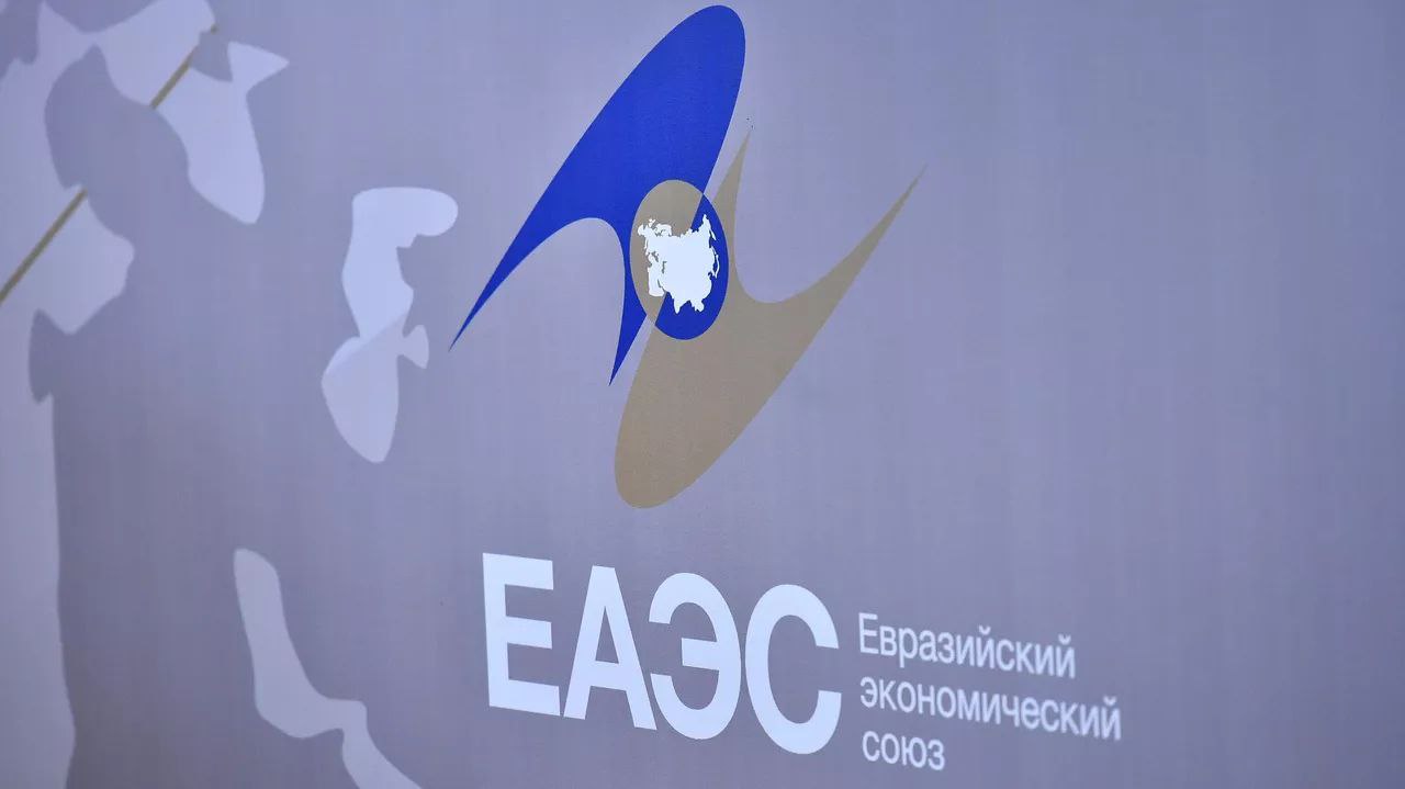 В ЕАЭС грузо- и пассажироперевозки продолжают рост: что показывает Кыргызстан