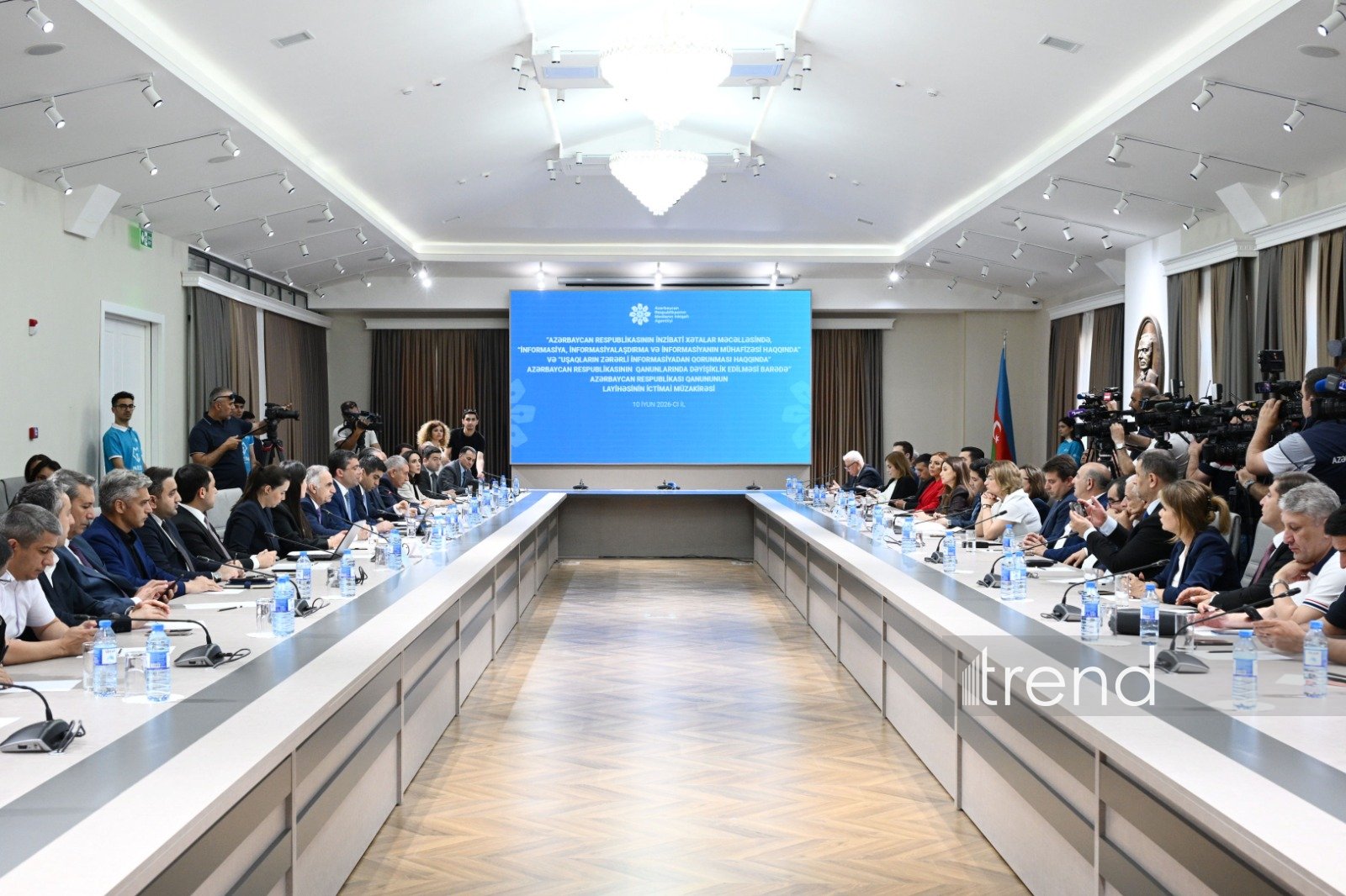 Агентство развития медиа Азербайджана организовало общественное обсуждение нового законопроекта (ФОТО)