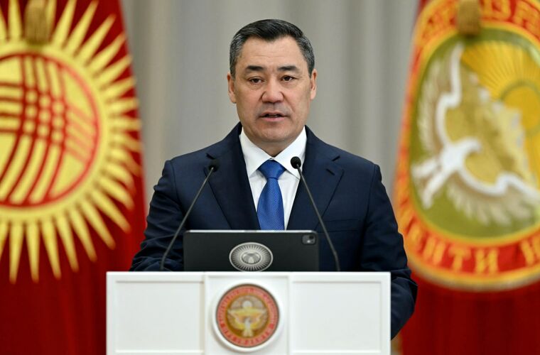 Президент принял послов пяти стран, дипломаты вручили верительные грамоты