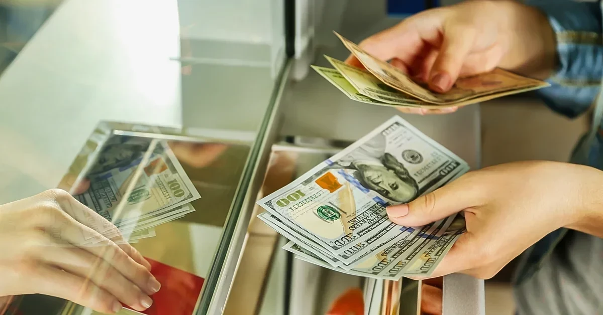 Положительное сальдо денежных переводов в Азербайджане выросло на 82,8%