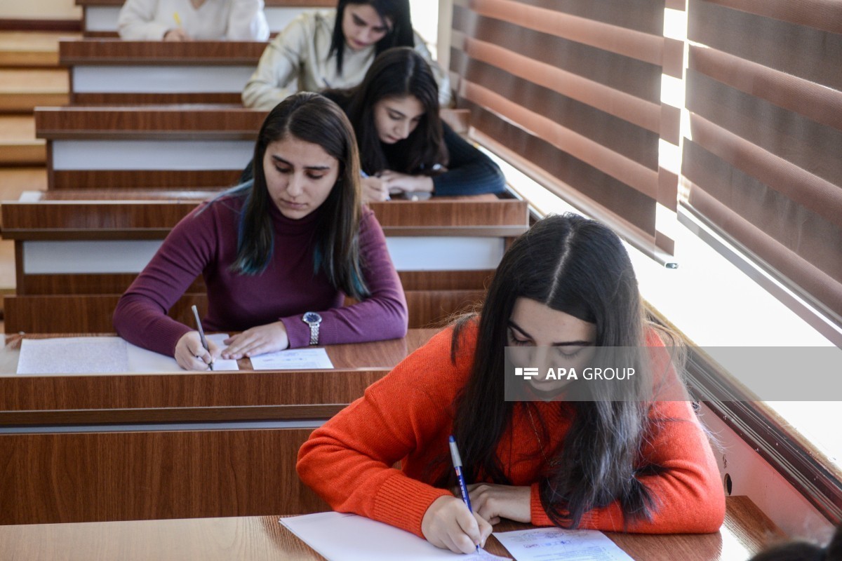 Со следующего года к продолжительности выпускного экзамена будет добавлено 15 минут