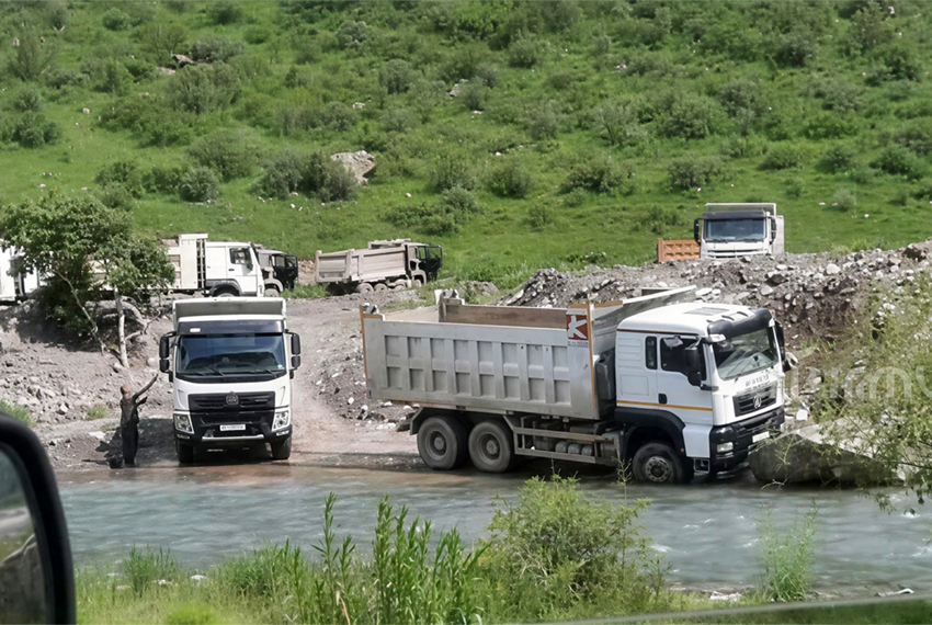В реке Ак-Суу в Чуйской области выявлен факт загрязнения воды