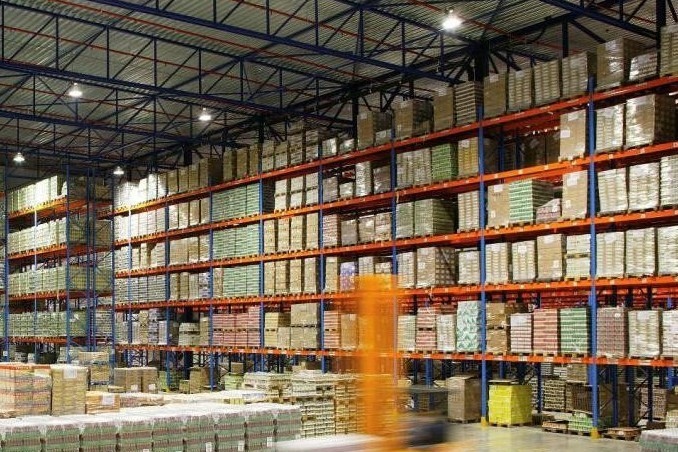 Kyrgyzstan's wholesale and retail trade volume reaches 943 billion som in H1 2026