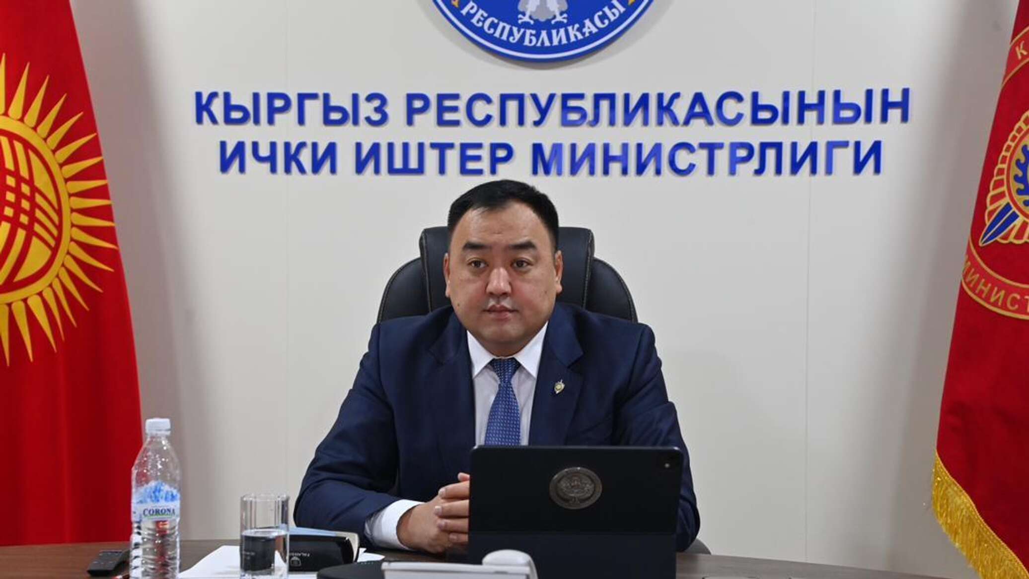 Почему стали чаще задерживать милиционеров, рассказал глава МВД