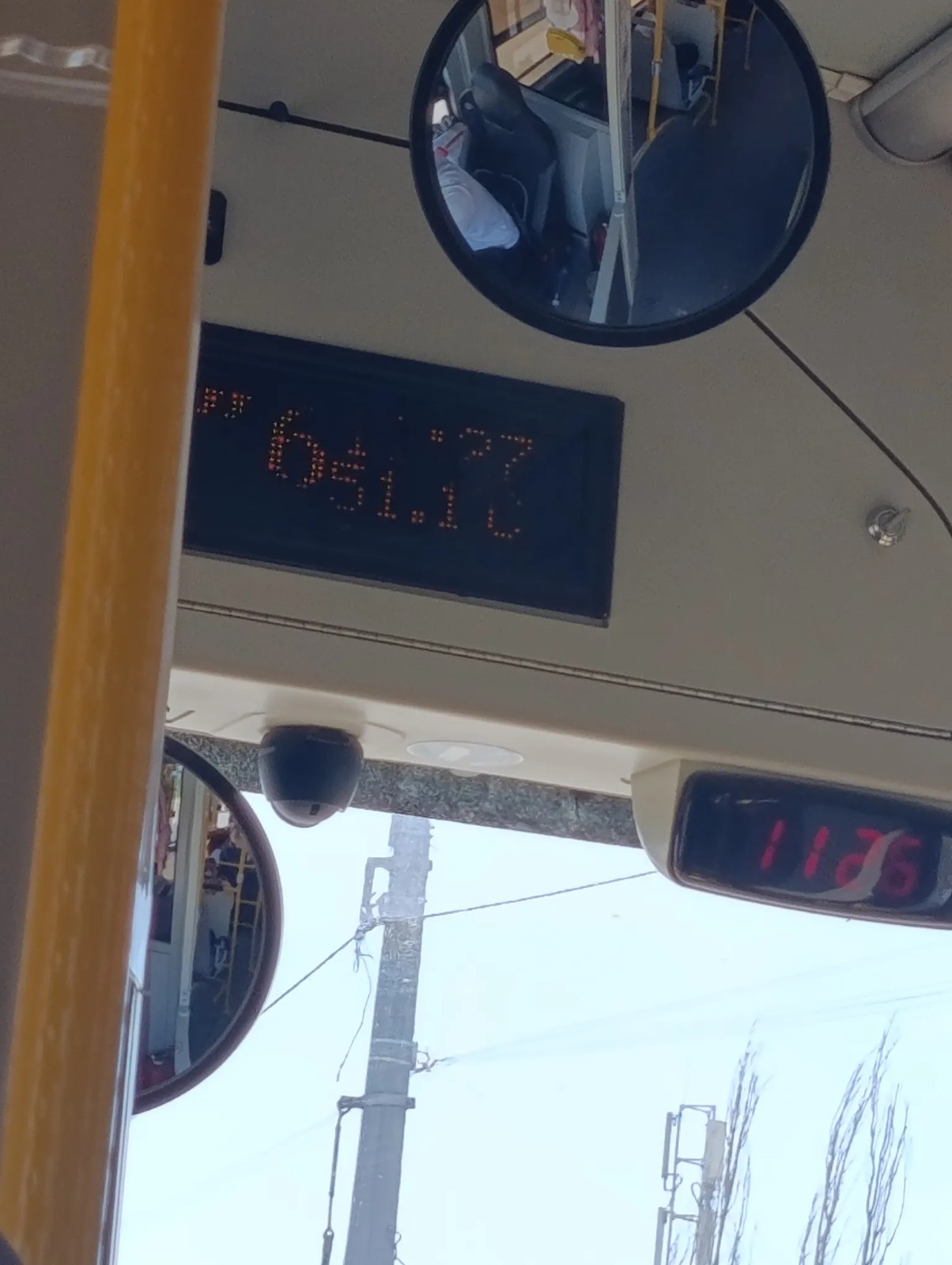 В общественном транспорте Бишкека температура поднялась до +51 градуса